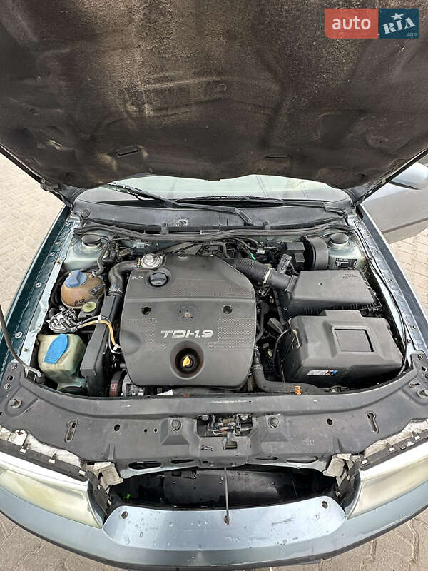 Ліфтбек Skoda Octavia 2002 в Судовій Вишні