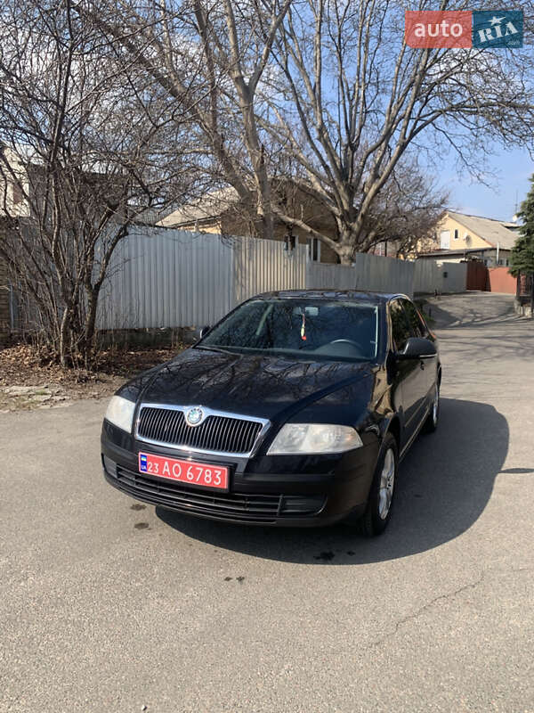Лифтбек Skoda Octavia 2011 в 