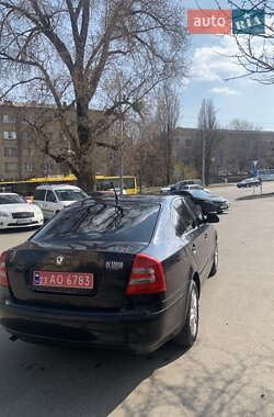 Лифтбек Skoda Octavia 2011 в 