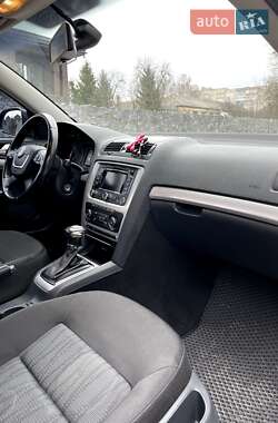 Лифтбек Skoda Octavia 2012 в 