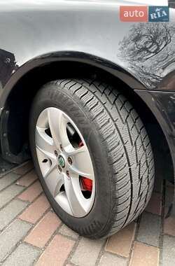 Лифтбек Skoda Octavia 2012 в 