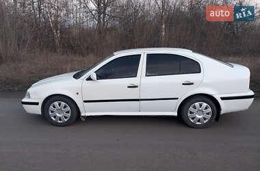 Лифтбек Skoda Octavia 1997 в 