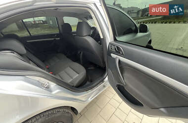 Лифтбек Skoda Octavia 2011 в 
