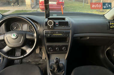 Универсал Skoda Octavia 2011 в 