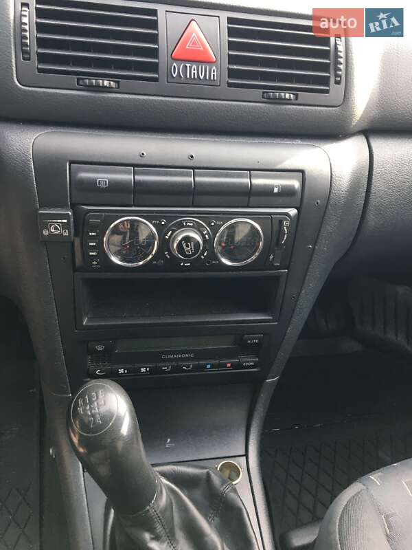 Лифтбек Skoda Octavia 2007 в Ковеле