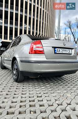 Лифтбек Skoda Octavia 2007 в 