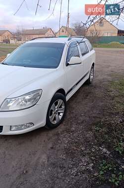 Універсал Skoda Octavia 2012 в 