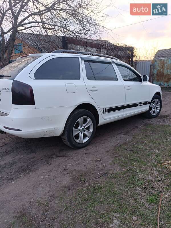 Универсал Skoda Octavia 2012 в Шептицькому
