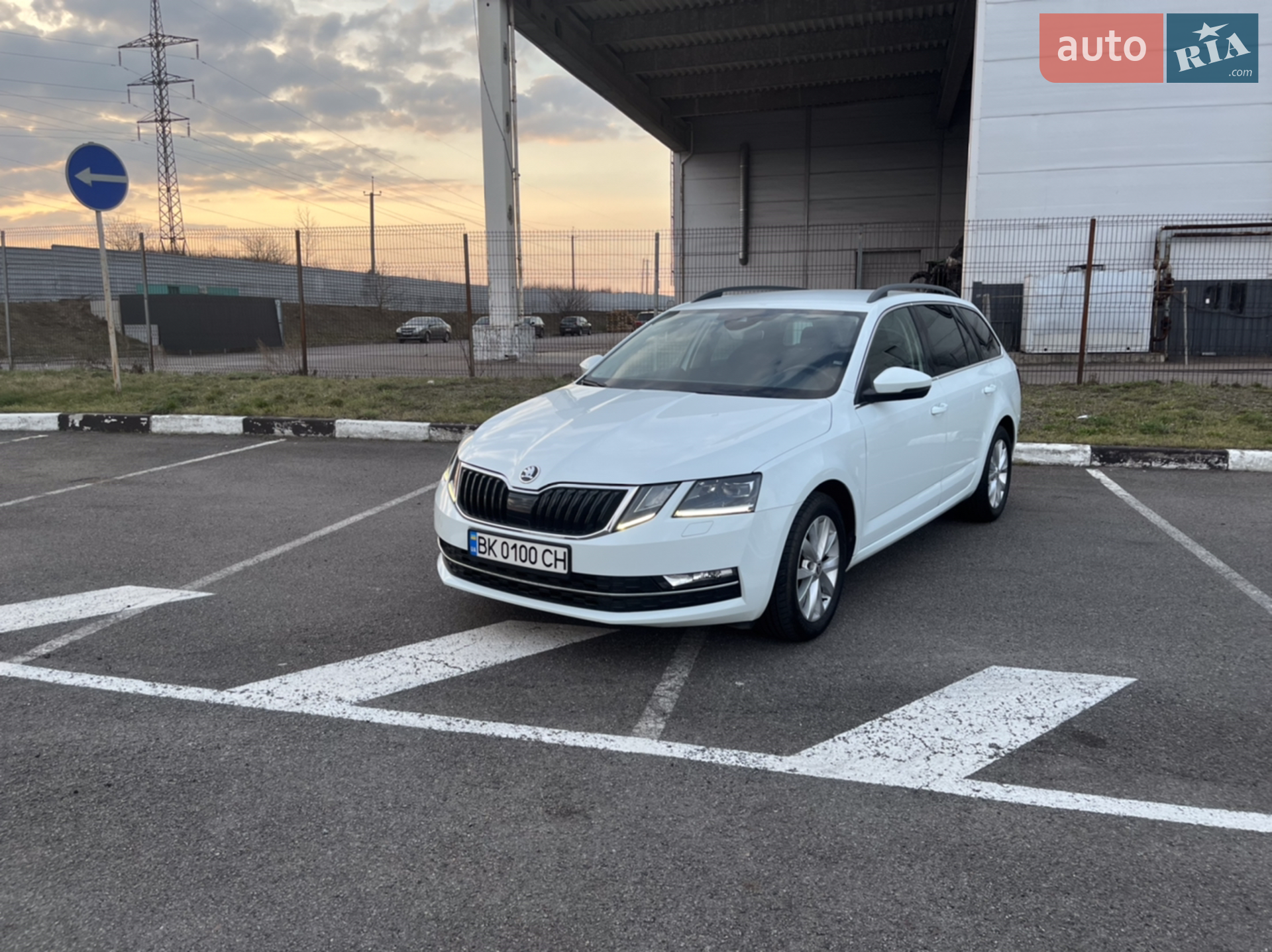 2017 Skoda Octavia - фото 1