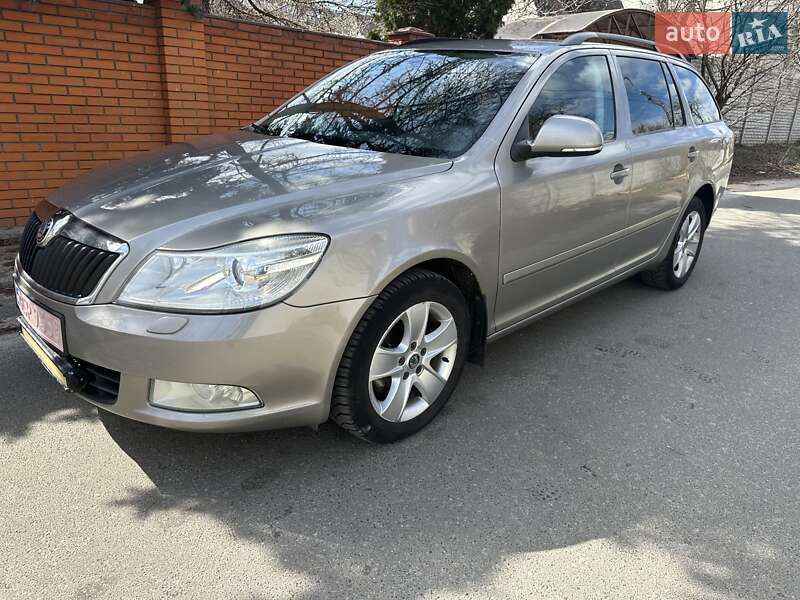 Универсал Skoda Octavia 2009 в 
