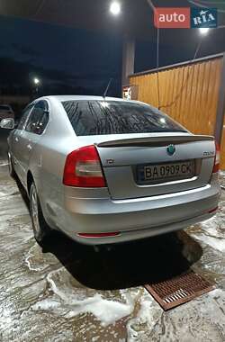 Лифтбек Skoda Octavia 2012 в 