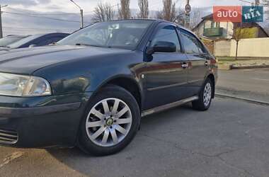 Лифтбек Skoda Octavia 2003 в 