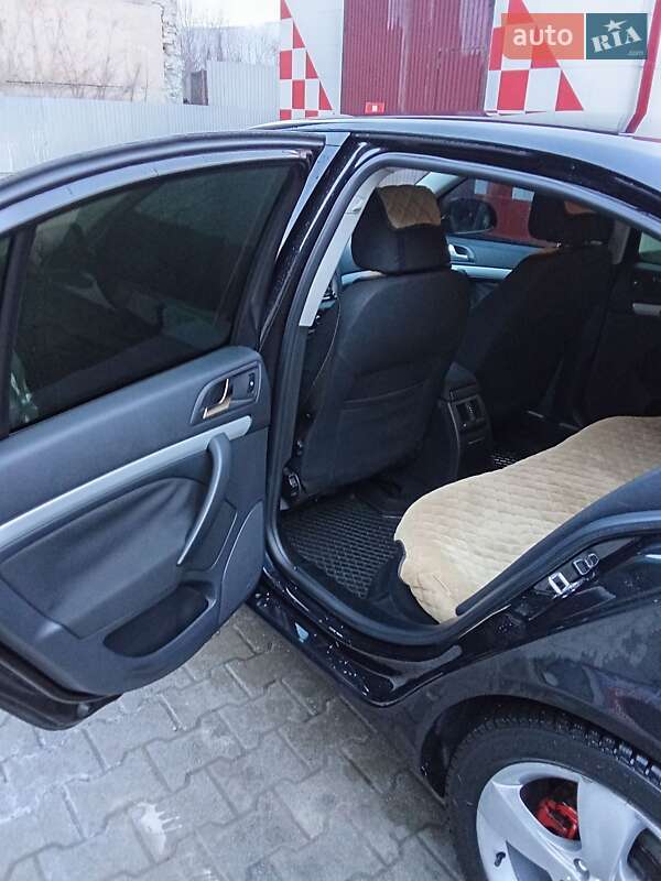 Лифтбек Skoda Octavia 2011 в Рахове фото 8 Лифтбек Skoda Octavia 2011 в Рахове