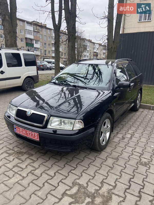 Универсал Skoda Octavia 2003 в 