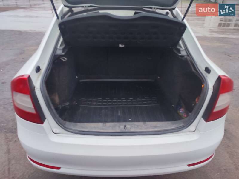 Лифтбек Skoda Octavia 2011 в Монастырище