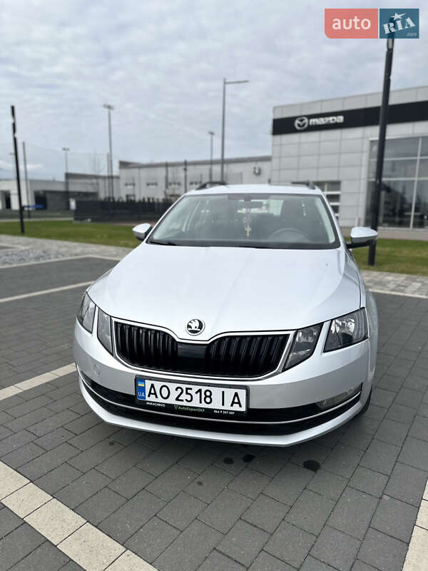 Універсал Skoda Octavia 2017 в 