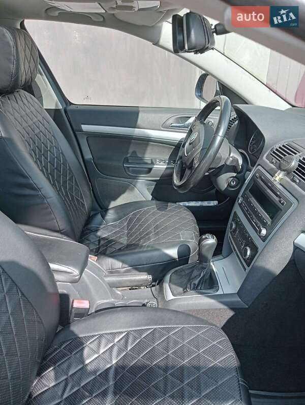 Універсал Skoda Octavia 2010 в Жмеринці