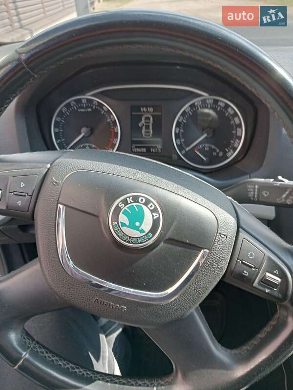 Універсал Skoda Octavia 2010 в Жмеринці