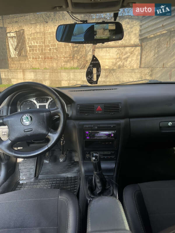 Ліфтбек Skoda Octavia 2001 в Кривому Розі