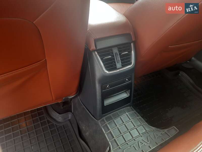 Універсал Skoda Octavia 2014 в Дніпрі фото 8 Універсал Skoda Octavia 2014 в Дніпрі