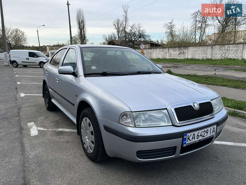 Ліфтбек Skoda Octavia 2008 в 