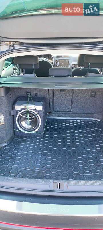 Універсал Skoda Octavia 2012 в Голованівську