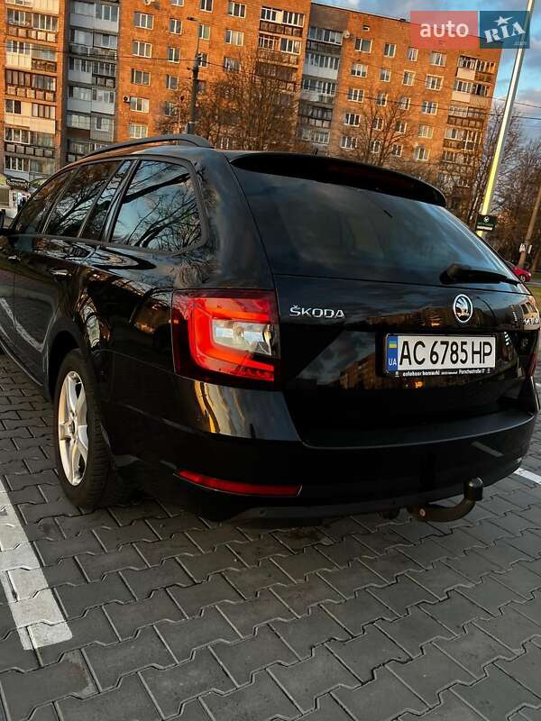 Універсал Skoda Octavia 2020 в Любешові