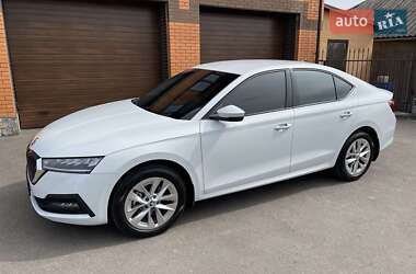 Лифтбек Skoda Octavia 2023 в 