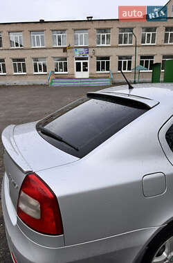 Лифтбек Skoda Octavia 2012 в 