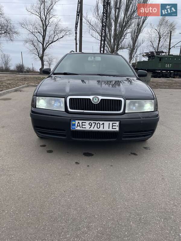 Универсал Skoda Octavia 2006 в Покрове