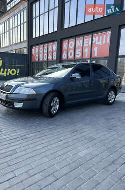 Ліфтбек Skoda Octavia 2006 в 