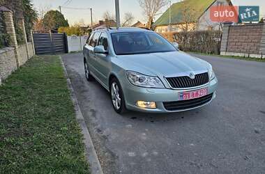 Универсал Skoda Octavia 2010 в 