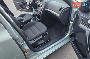 Универсал Skoda Octavia 2010 в 