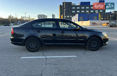 Лифтбек Skoda Octavia 2011 в 