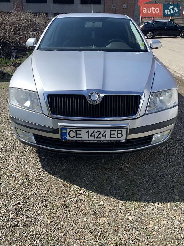 Універсал Skoda Octavia 2008 в Чернівцях