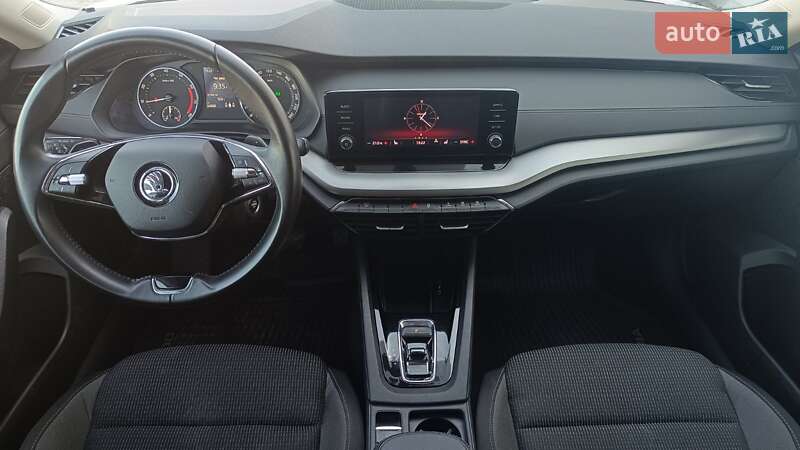Лифтбек Skoda Octavia 2023 в Киеве