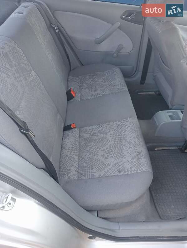 Ліфтбек Skoda Octavia 2000 в Прилуках