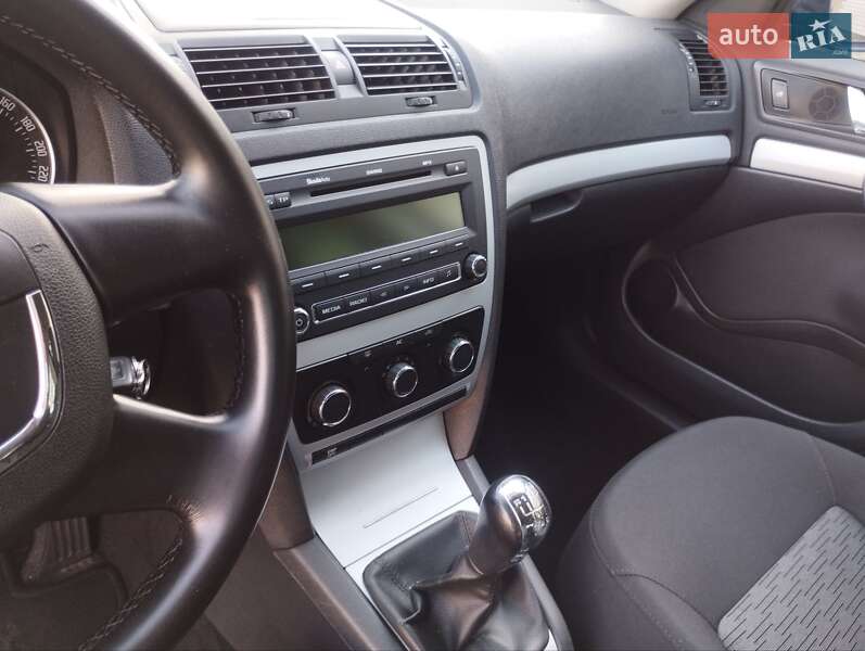 Універсал Skoda Octavia 2009 в Радомишлі