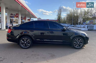 Лифтбек Skoda Octavia 2016 в 