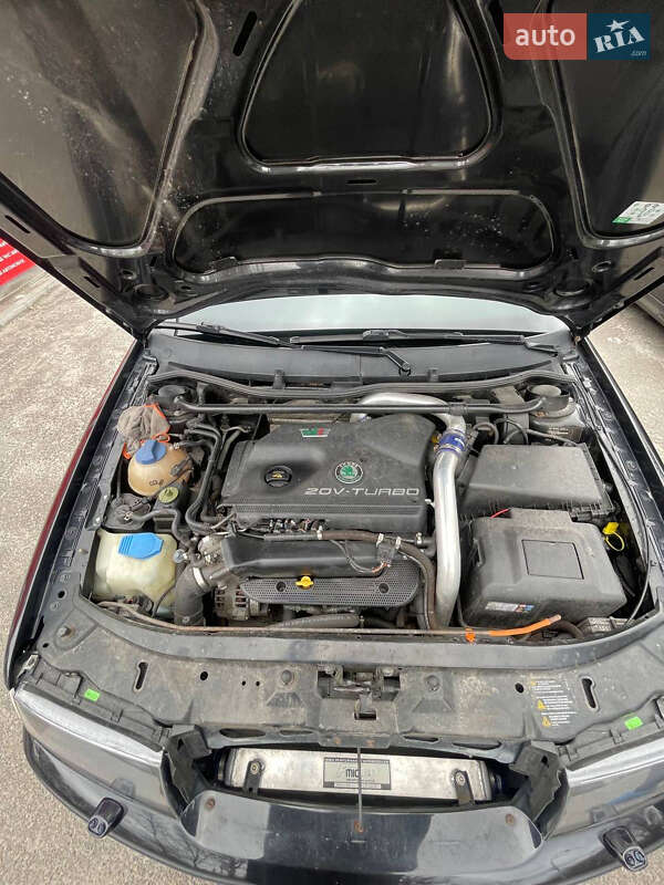 Ліфтбек Skoda Octavia 2003 в Києві