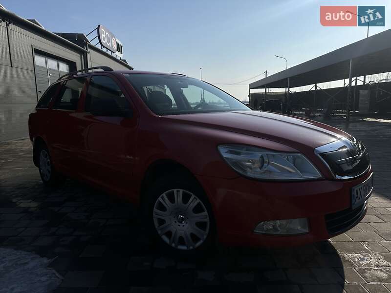 Універсал Skoda Octavia 2011 в Полтаві