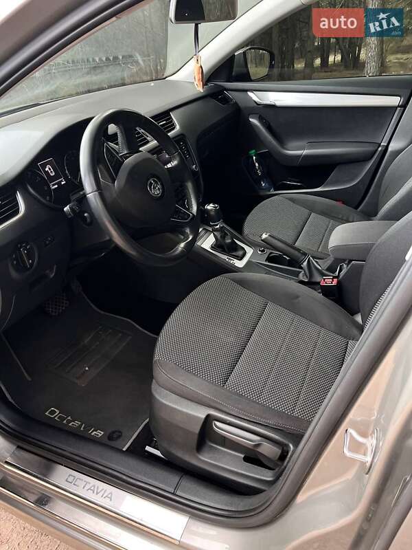 Ліфтбек Skoda Octavia 2014 в Черкасах