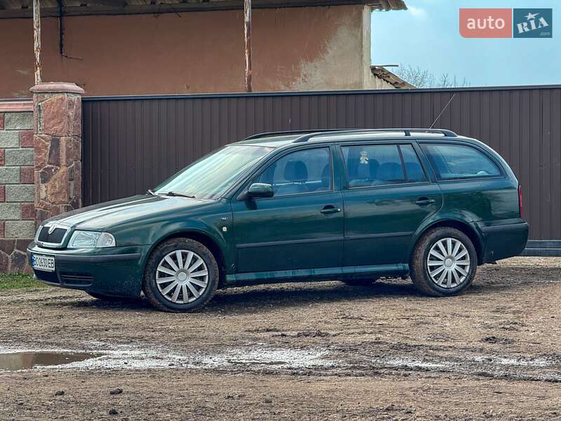 Универсал Skoda Octavia 2001 в Бучаче