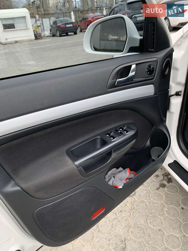 Лифтбек Skoda Octavia 2011 в Черновцах
