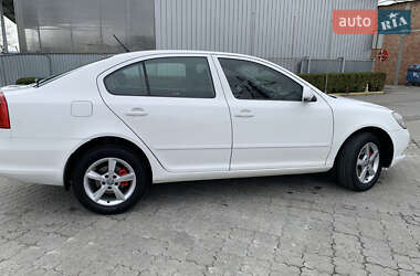 Лифтбек Skoda Octavia 2011 в 