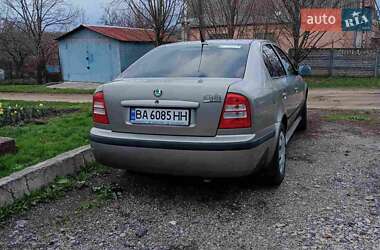 Лифтбек Skoda Octavia 2009 в 