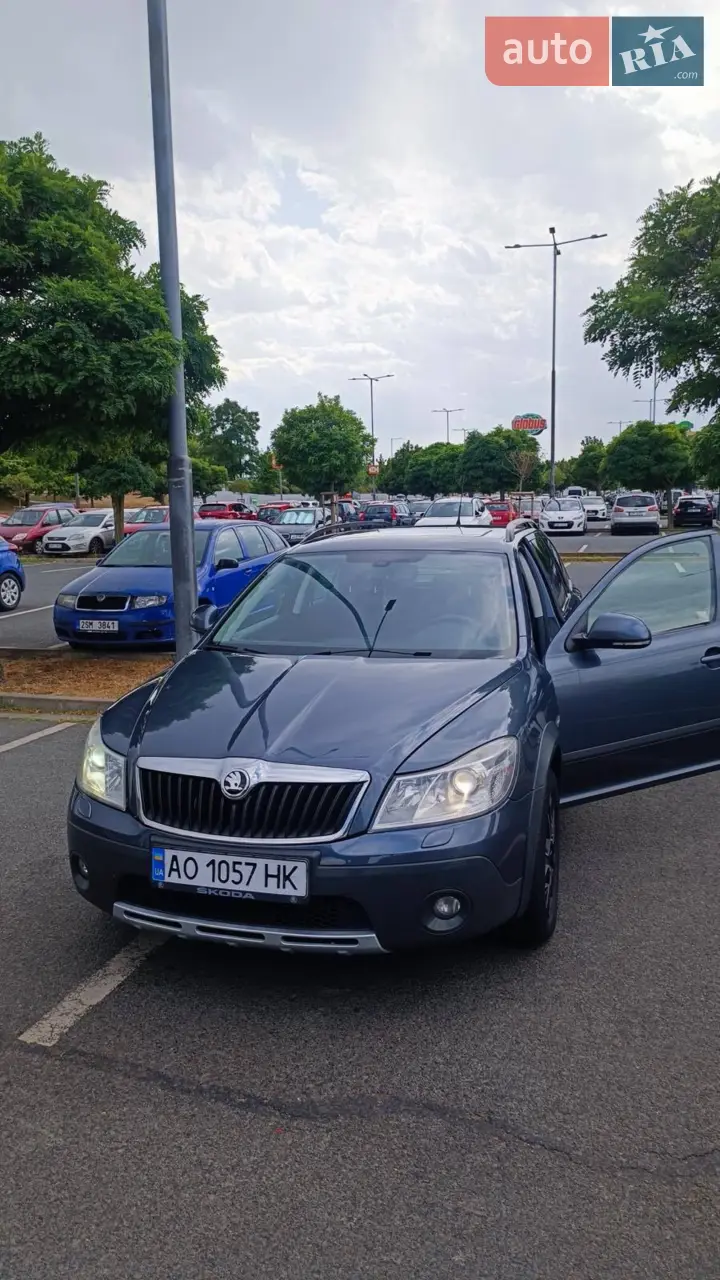 2010 Skoda Octavia - мініатюра 20