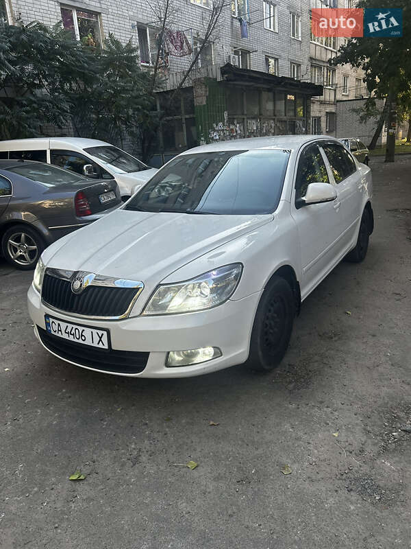 Лифтбек Skoda Octavia 2011 в Черкассах