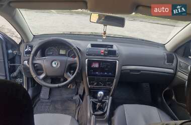 Лифтбек Skoda Octavia 2004 в 
