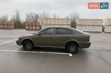 Ліфтбек Skoda Octavia 1997 в 